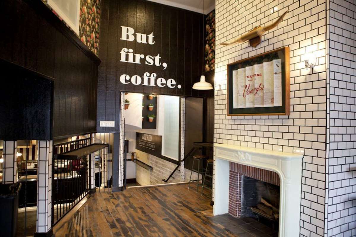 Alfred's Cafe — photograph 7