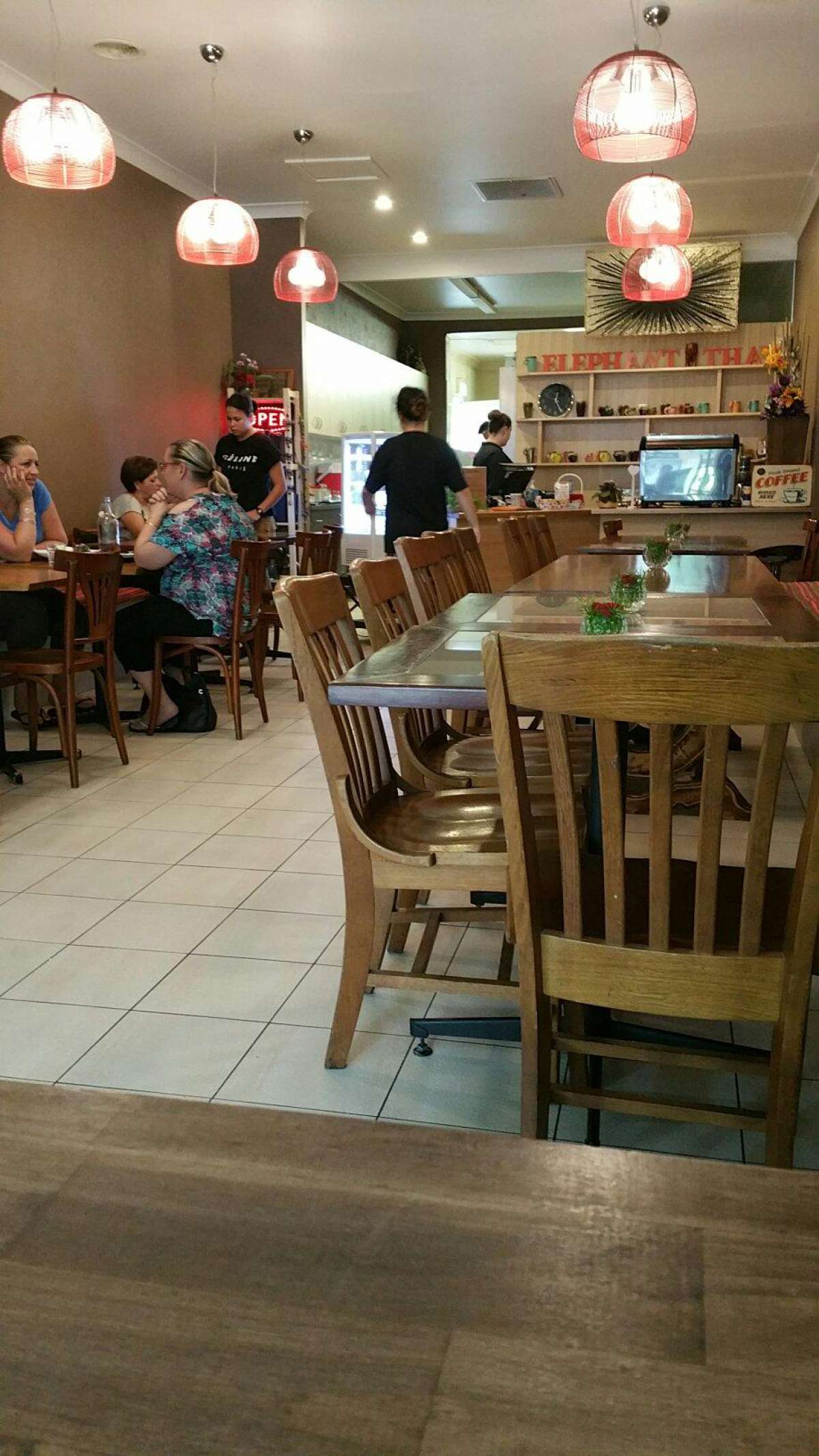 Elephant Thai Cafè And Restaurant