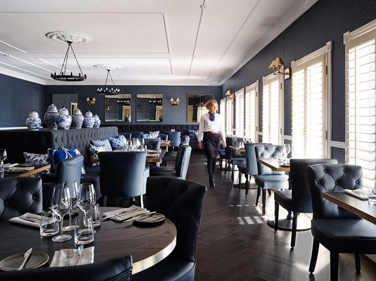 Epoche Lounge Bar — photograph 2