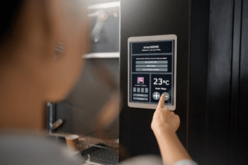 Tech Innovations in Fridge Repair: How Smart Technology is Revolutionizing Appliance Maintenance