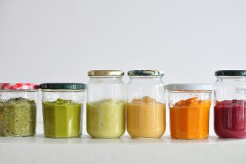 What Should You Look for When Buying Baby Food Pouches?